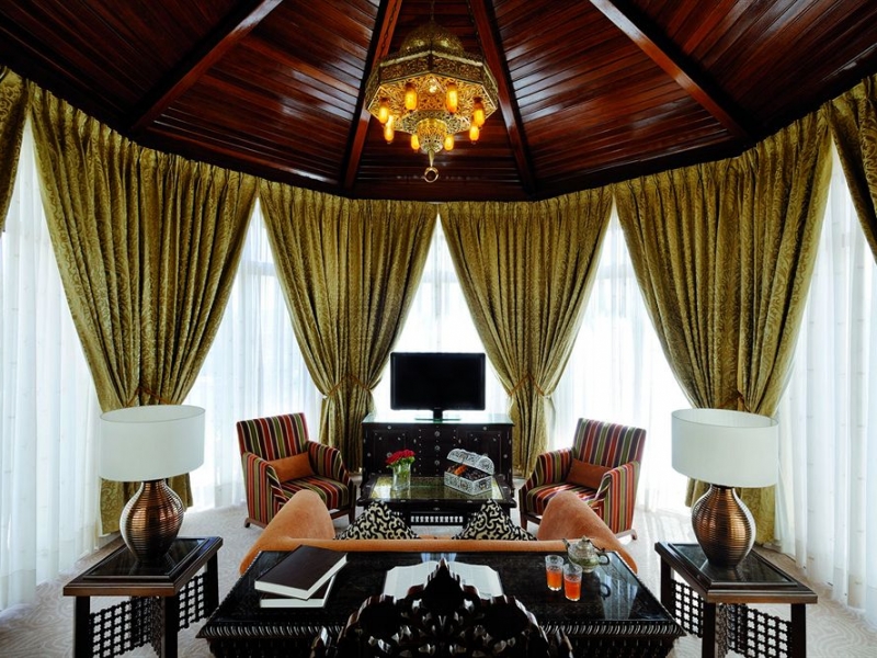 Royal Suite Living Room